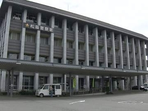 「しつけのつもりでやった」交際女性の5歳娘を高さ60cm幅35cmのごみ箱の中に閉じ込めた疑い 35歳会社員の男を逮捕
