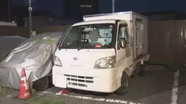 2台の間に挟まれる…軽トラで荷下ろしをしていた男性が後ろから来た軽トラにはねられる 搬送も意識不明の重体