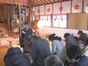 上野天満宮などへ…受験生の家族がバスツアーで合格祈願『必勝合格号』学問の神様祀る神社3カ所を巡る
