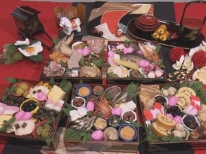 10年以上続くロングヒット…ローソンストア100の『選べるおせち』今年は鴨のスライスやカニの爪など含む全43種類