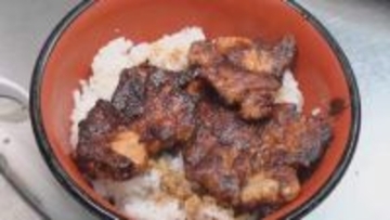 名物は“どんでん丼”…創業100年を迎える町中華 多くの客を惹きつける79歳女将の人情あふれるもてなし