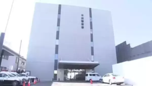 ケガの治療のため釈放後行方不明に…住宅に盗み目的で侵入した疑い 47歳無職の男を逮捕 容疑を否認