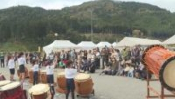 鮎の塩焼きが人気集める…岐阜県下呂市の馬瀬地区で『秋のふるさと祭り』地元の特産品等の販売ブース並ぶ