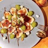 「桃・栗・イチゴの季節コースが人気 久屋大通の創作ビストロで味わう名物料理とランチ 名物ジャークチキンも」の画像1