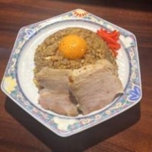 透き通る中華そばに話題の“町中華オムライス”も…祖父母の記憶を受け継ぐ味と進化系メニューが人気