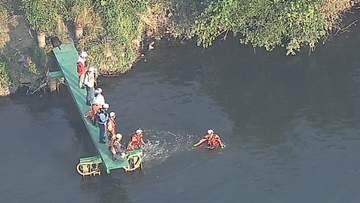 8人で川遊びに…男子中学生とみられる2人が流されて溺れる うち1人を約30分後に発見も死亡 もう1人は命に別条なし