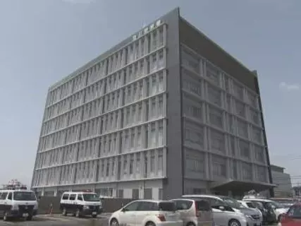 掛け布団に包み込んで放置か…意識不明だった生後6カ月の男の子が死亡 30歳母親が殺人未遂の疑いで逮捕・送検