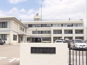 “終わりの会”の最中に…中学校で男性教師が生徒に顔を複数回殴られ出血し搬送 2年生の14歳少年を現行犯逮捕
