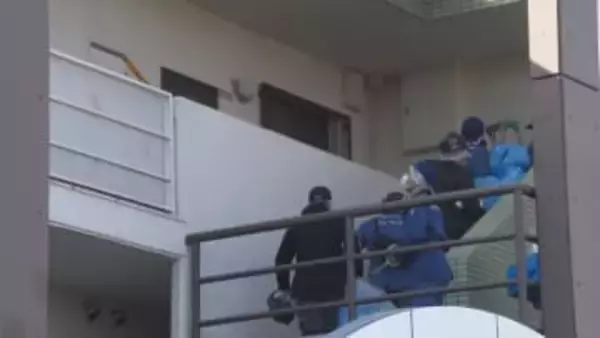 被害者は42歳女性と判明…集合住宅の一室で遺体が見つかった殺人放火事件 数日前に“金髪の男性”が現れ警察が出動