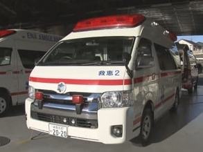 24時間勤務の終了間際…患者を搬送中の救急車がガードレールに接触 ケガ人なし 隊員「仮眠は十分だった」