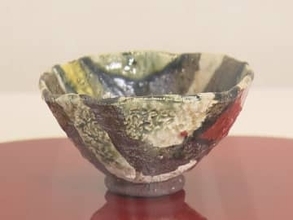 “今織部”と名付けた斬新なものも…岐阜県多治見市の陶芸家・玉置保夫さんの作品展 最新作含め40点程を展示