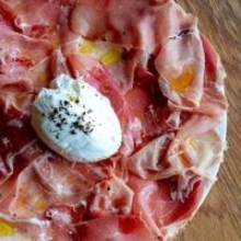 自社農園の恵みを一皿に…円頓寺のルーフトップで楽しむ大人のビストロ 夜景×ワインのご褒美時間