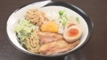 客の半数以上が注文…喫茶店で食べられる本格派の『油そば』学校が近くにあり「学生さんも頼めるメニューを」