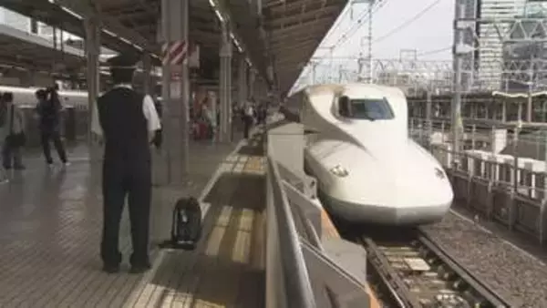 朝から帰省客らの姿…名古屋駅でUターンラッシュのピーク 中部空港の国際線も帰国のピークで6800人余りが到着予定