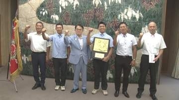 31年ぶりとなる夏の甲子園へ…享栄高校野球部の選手らが大村知事に出場を報告 主将「日本一目指して戦い抜く」