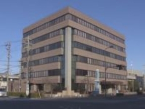 骨盤矯正ベルトの偽物2個をフリマアプリを使って約1万5千円で販売したとして逮捕 建設業の24歳男性を不起訴処分