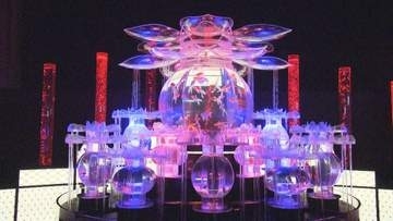地金など6種類から…「アートアクアリウム展」で人気No.1を決める“推し金魚総選挙” 来場者がシールで投票
