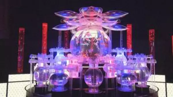地金など6種類から…「アートアクアリウム展」で人気No.1を決める“推し金魚総選挙” 来場者がシールで投票