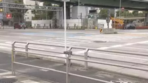 未明の国道交差点で…50ー60代位の男性が軽自動車にはねられ意識不明の重体 運転の20歳男を現行犯逮捕