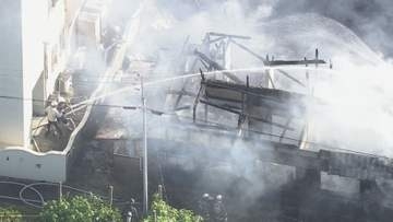 4歳から13歳の子供4人が逃げ遅れたか  三重県津市の住宅で火事 住人2人がやけどなどのケガ