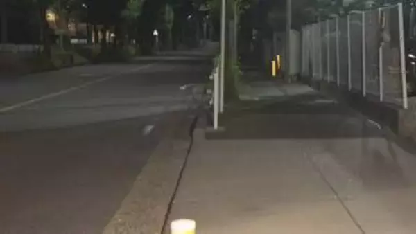 駐車場に入ろうと…大型ダンプが歩道を走っていた自転車の78歳女性をはねる 女性は当初意識あるも容態が急変し死亡