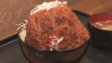 「しっかり元気をつけて新しい年を笑顔で…」明治亭が福祉施設の利用者に「ソースカツ丼」振る舞う【長野】