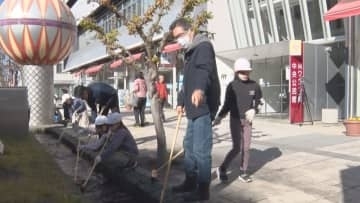 みんなでやると楽しいね　自分たちの住む街をきれいに…児童が「せせらぎ清掃」【長野・松本市】