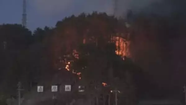 諏訪市の山火事　一夜明け「 鎮火」 けが人なし 下草火災から燃え広がったか　諏訪地域には林野火災「注意報」【長野】