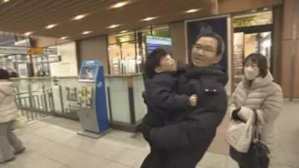 「おじいちゃん、おばあちゃんのおうちに」 年末年始　信州への入り込みピークに　北陸新幹線・東京発下りの自由席乗車率は最大130パーセント