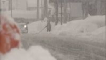 長野県内は大雪のピーク過ぎる　北部・中部の積雪の多い傾斜地では雪崩に注意を　交通機関への影響続く