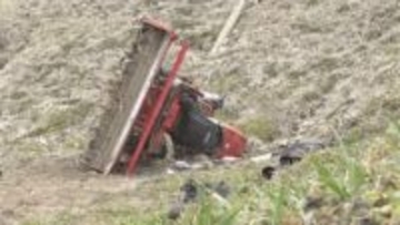 転落したトラクターの下敷きに　ペルー国籍の66歳男性が死亡　運転操作を誤ったか　長野・上田市