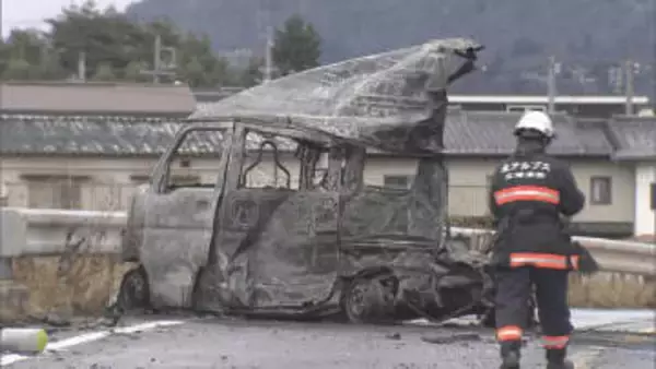 松川村の県道で車４台絡む事故　1台炎上１人死亡２人軽傷　事故当時 路面凍結　警察身元の確認進める【長野】