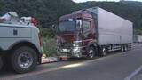 「軽乗用車と大型トラックが国道で衝突…軽乗用車運転の男性(60)死亡　現場は片側1車線の緩やかなカーブ【長野・上田市】」の画像1