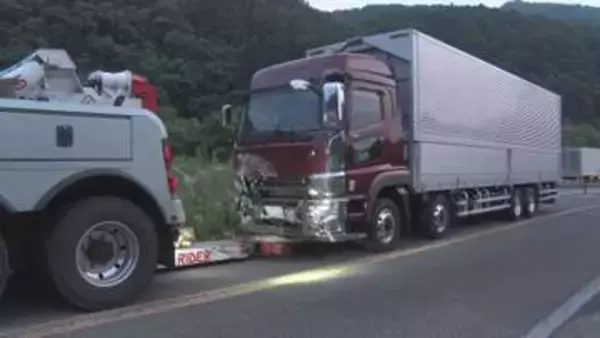 軽乗用車と大型トラックが国道で衝突…軽乗用車運転の男性(60)死亡　現場は片側1車線の緩やかなカーブ【長野・上田市】
