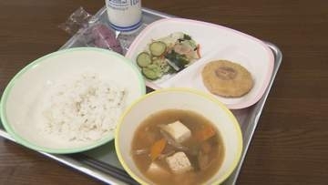 「10」にこだわった給食メニューがずらり…理由は中学校の“お祝い”のため「節目の年なので思い出に残る」【長野】