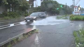 【台風6号】長野県から遠ざかる　地盤緩んでいるため河川の増水・土砂災害に注意を　「特急あずさ」始発から18本運休　停電3600戸　公立高校10校が休校に