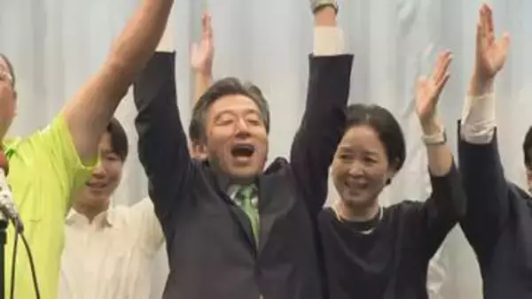 「初心を忘れず謙虚な気持ちで…」任期満了に伴う塩尻市長選挙　現職の百瀬敬さん56歳が1万5321票を獲得して再選　最終投票率は40.72%で前回選下回る【長野】