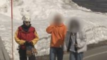 「バックカントリー中に板が外れて動けなくなった」遭難から一夜明け　中国籍の18歳の高校生、男女2人を救助【長野・小谷村】