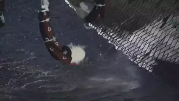 ぶっつけ本番！4人の男たちが橋から逆さづりに…千曲市の雨宮の御神事「橋懸り」が9年ぶりに復活　大役の獅子を務めた男性に密着【長野・千曲市】