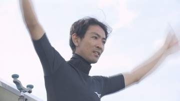 「気持ち良く地元の空を飛べた」　“キング・オブ・スキー”渡部暁斗さんが白馬村でラストジャンプ　環境問題への思いを次世代へ【長野】