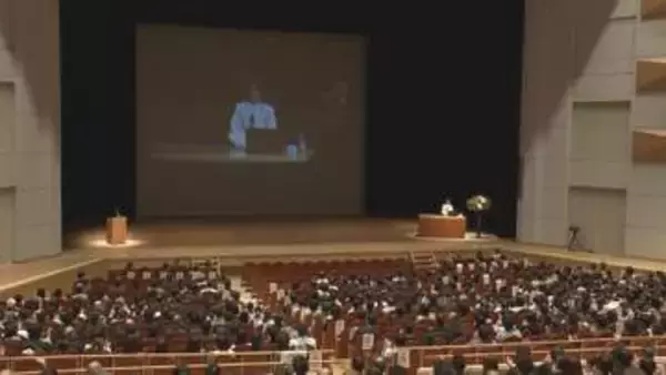 「他人を変えたいとき、まずは自分から変わってみる」スピードスケート五輪金メダリスト・髙木菜那さんが松本市で講演【長野】