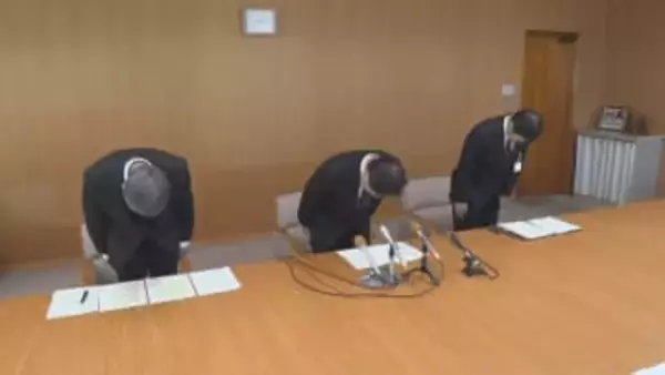 スマホをサンダルに縛り付け女性を盗撮　茅野市の50代の男性課長　停職6か月の懲戒処分【長野】