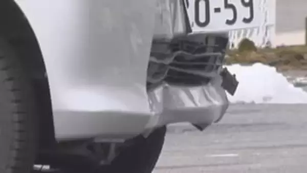 ドラッグストアにワンボックスカーが突っ込む　店内にいた女性客（58）が搬送けが【長野】