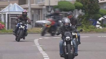 「すごく爽快でした」　岡谷市の自動車学校で海外の大型バイク試乗会　独特のエンジン音響かせ走り楽しむ【長野】
