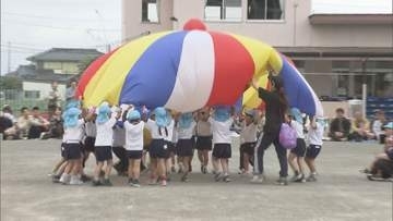 秋空の下で歓声響く！松本市のこども園で元気いっぱいの運動会　長雨で室内練習になったことも…力を合わせて練習の成果を披露【長野】