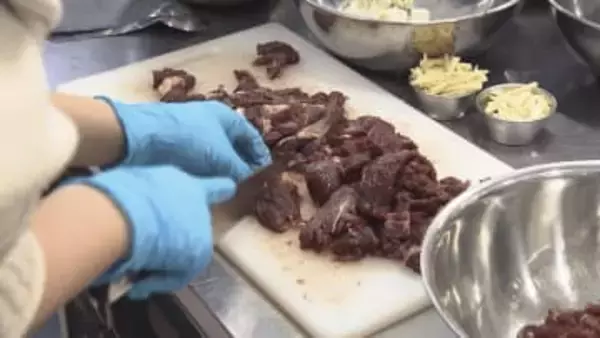 「シカ肉の炒め物」「クマ肉のシューマイ」高校生が駆除されたクマとシカ肉を使いジビエ料理学ぶ【長野】