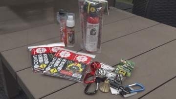 相次ぐクマ出没で対策グッズの需要高まる　クマ鈴など音を出す商品など品薄もしくは欠品に　クマの繁殖期へより注意を【長野】