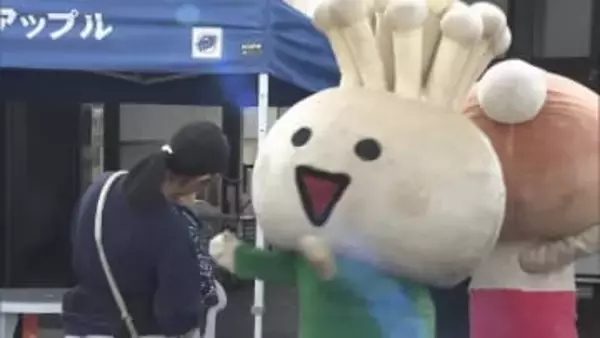 しめじ、舞茸、黒あわび茸などずらり特売コーナーも！中野市で特産きのこＰＲイベント【長野】