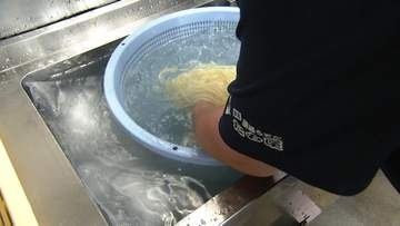 うどん店は「氷」活用、ホームセンターに特設コーナー／１８年ぶり第４次取水制限スタート