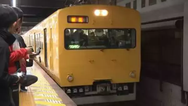 「食パン電車」が引退／ラストランにファンら訪れる【岡山】